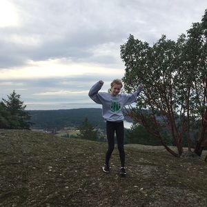 Meet your Posher, Reese